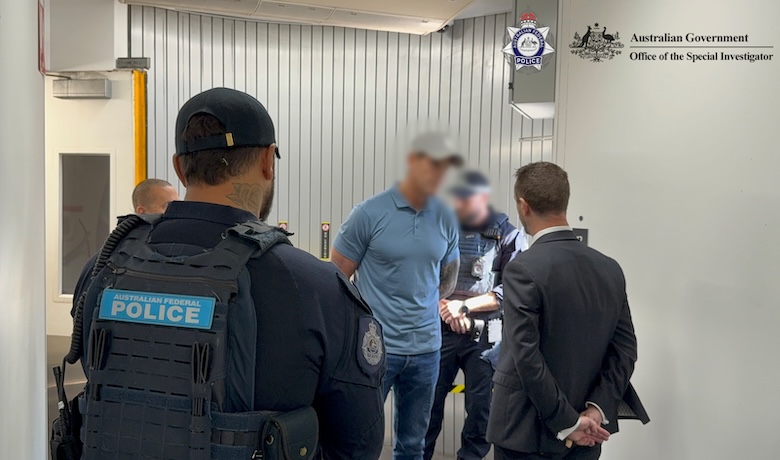 Dibangun Tanpa Medan Perang: Tantangan Penuntutan Kejahatan Perang Kasus Dingin